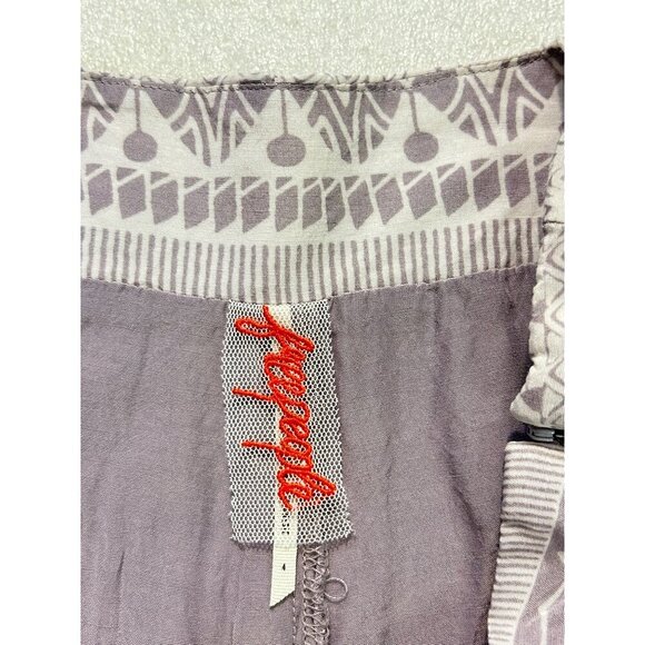 Free People Boho Ruffle Hem Geometric Print Shorts Womens Size 4 - Picture 4 of 4